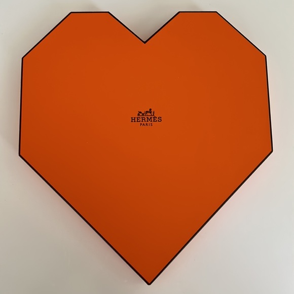 Limited Edition Authentic HERMES Brides De Gala 90cm Silk Scarf. - Picture 6 of 8